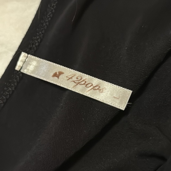 Cheetah print Tee - Picture 3 of 4